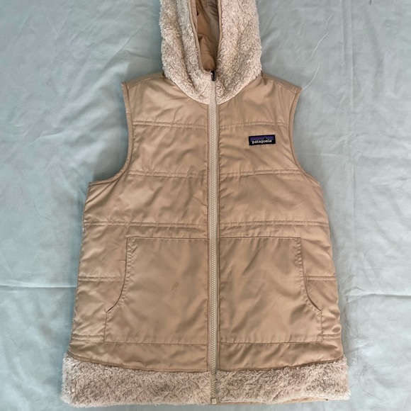 Reversible Patagonia Vest - Picture 3 of 5